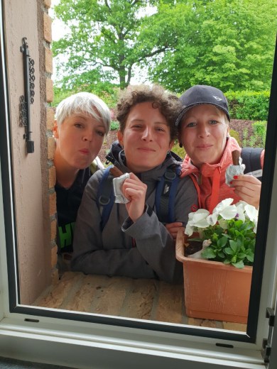 080f0762-5162-4dfe-9323-625a22b6f594